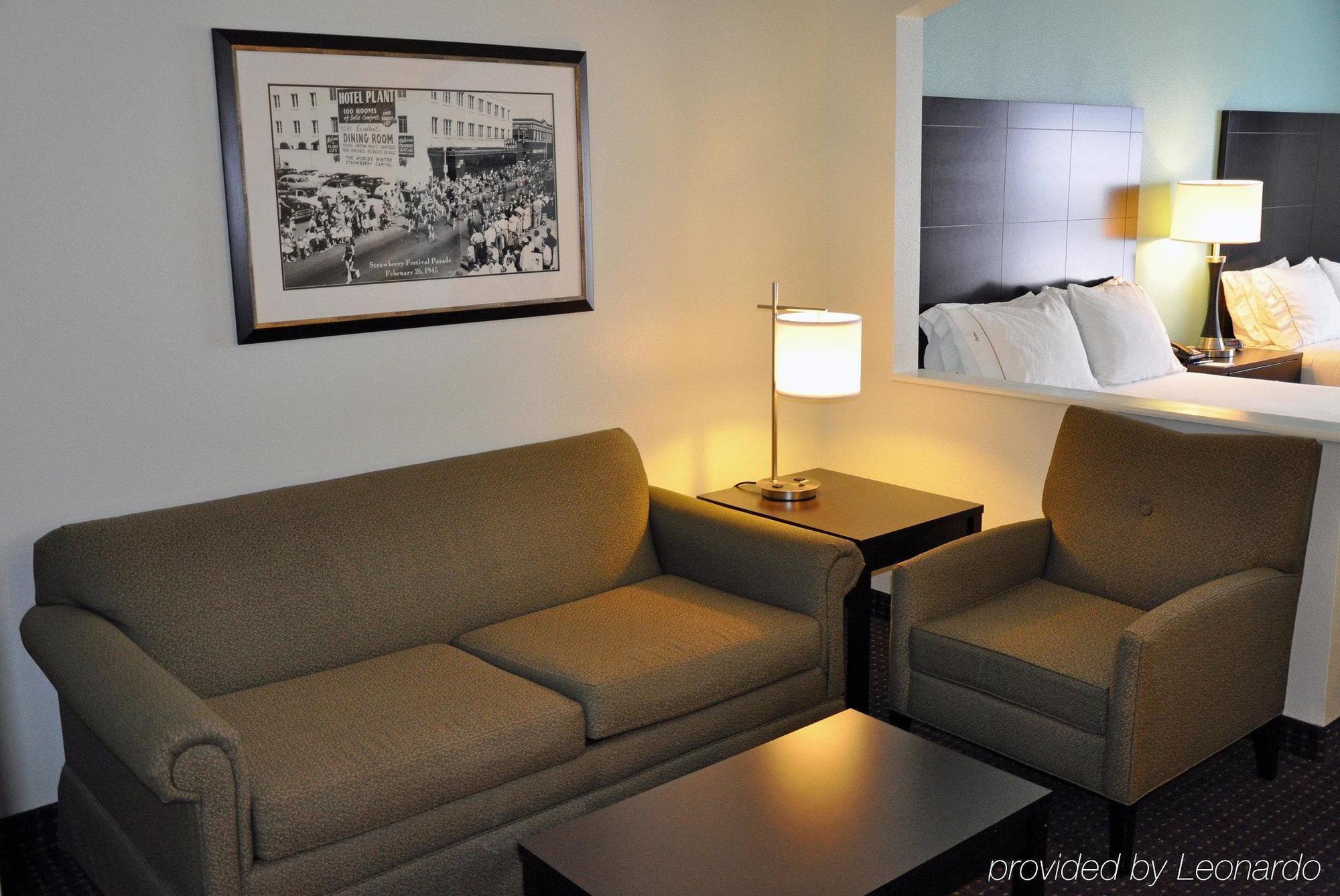 Holiday Inn Express & Suites Plant City, An Ihg Hotel Dış mekan fotoğraf